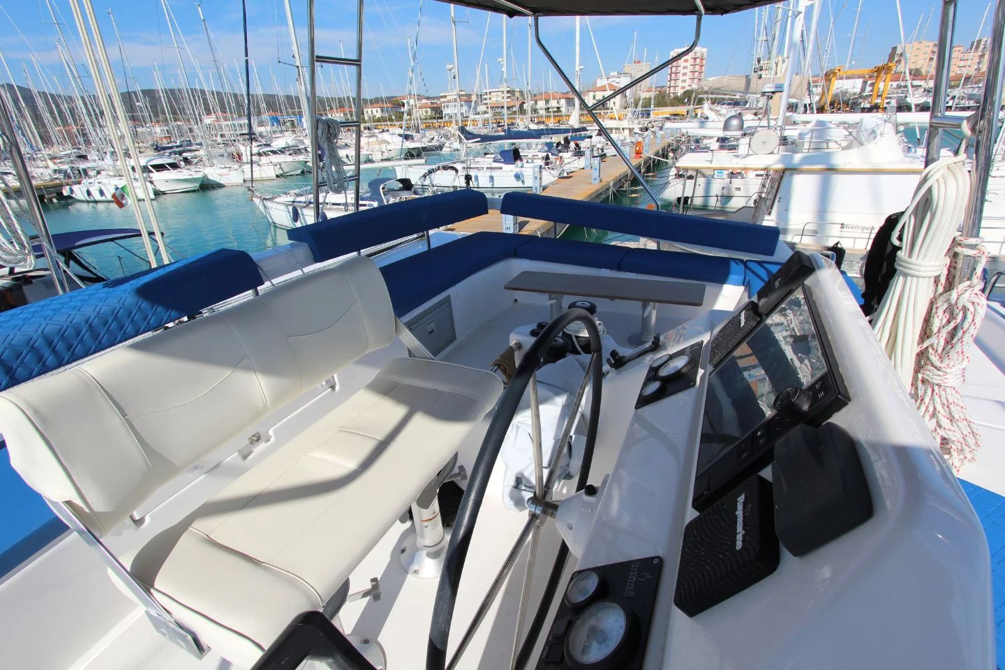 Dufour Catamaran 48 5c+5h (Stella)  - 16