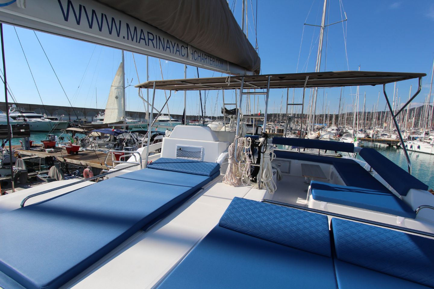 Photo #24 - Dufour Catamaran 48 5c+5h (Stella) en Nea Moudania - 15296