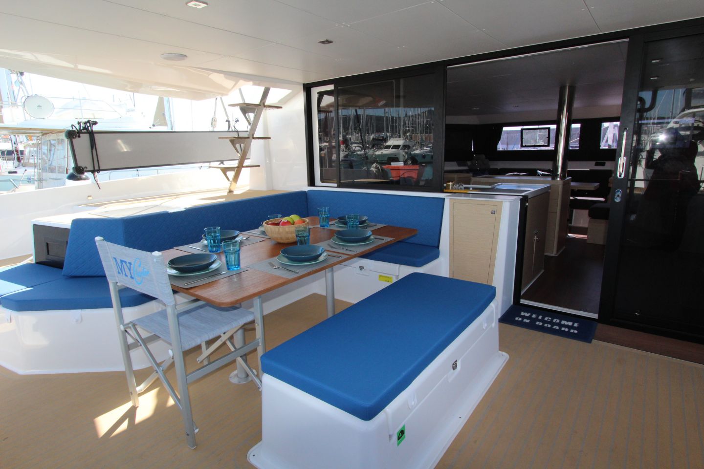 Photo #3 - Dufour Catamaran 48 5c+5h (Stella) en Nea Moudania - 15296