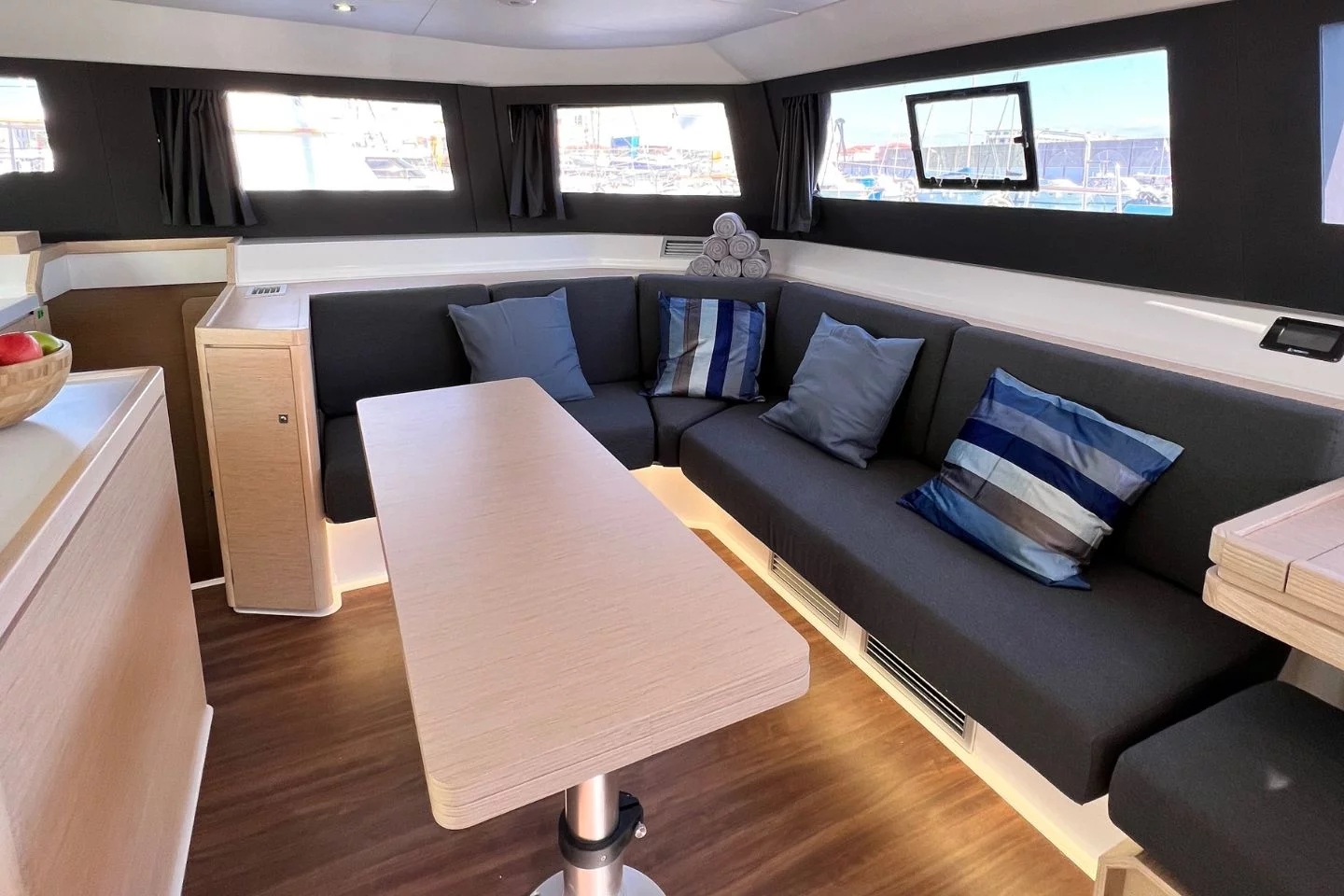 Dufour Catamaran 48 5c+5h (Stella)  - 22