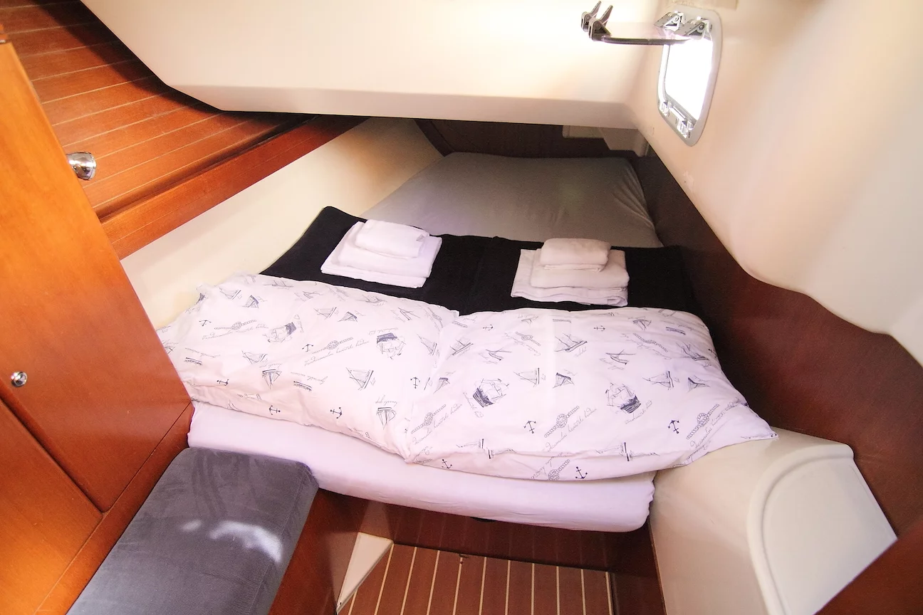 Dufour 44 Performance (Arpía Barcelona)  - 13