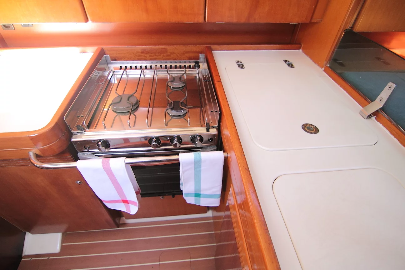 Dufour 44 Performance (Arpía Barcelona)  - 15