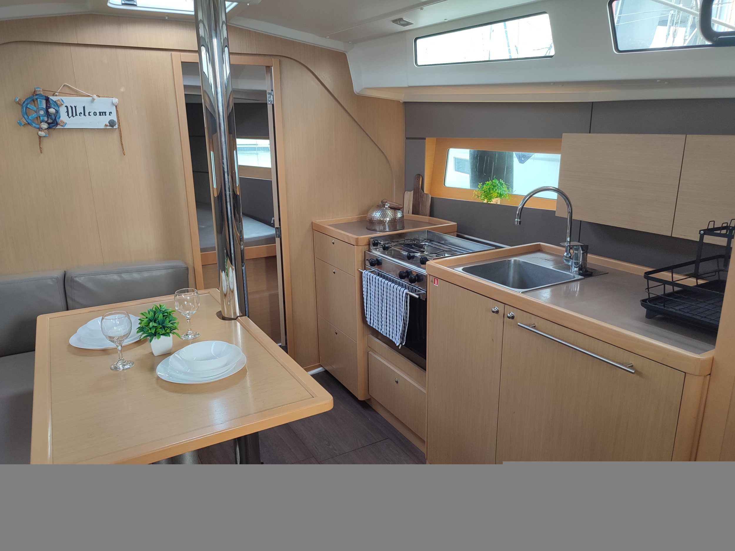 Photo #11 - Oceanis 38 (Zografia) in Lefkada - 64103