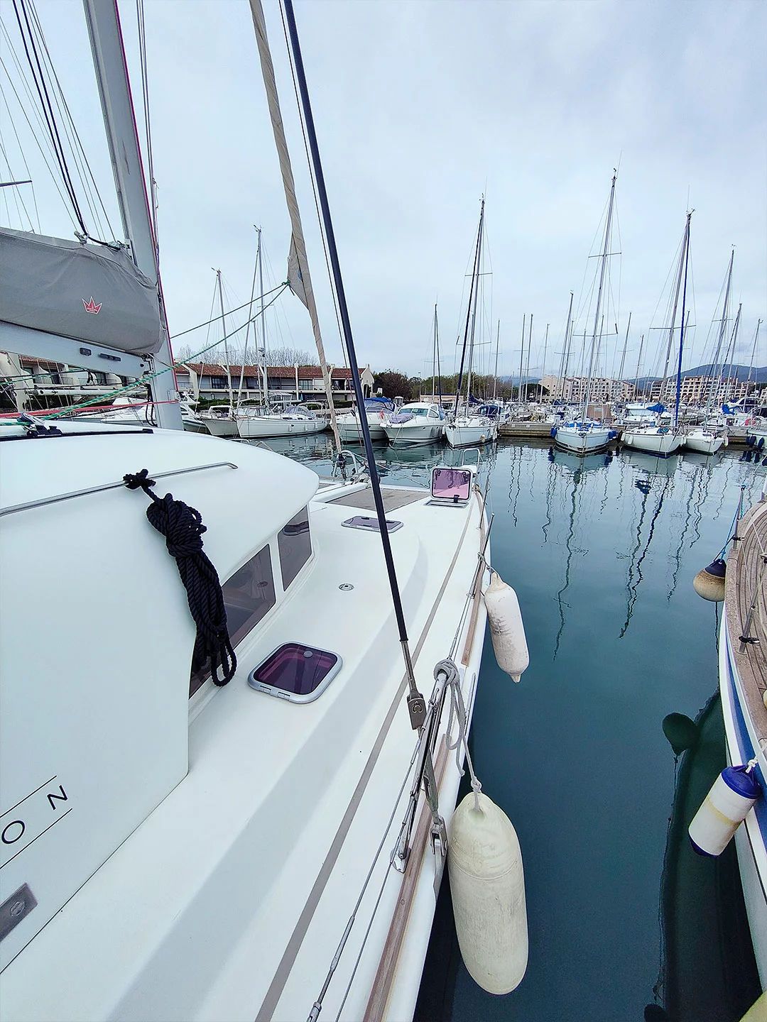 Lagoon 380 (Double Bubble)  - 5
