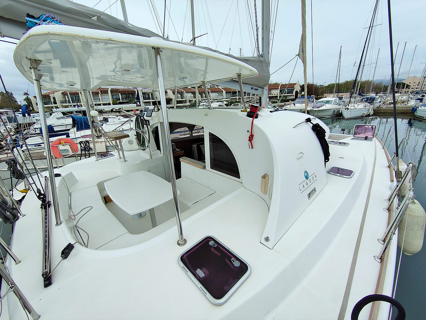 Photo #5 - Lagoon 380 (Double Bubble) en Saint Tropez - 15991