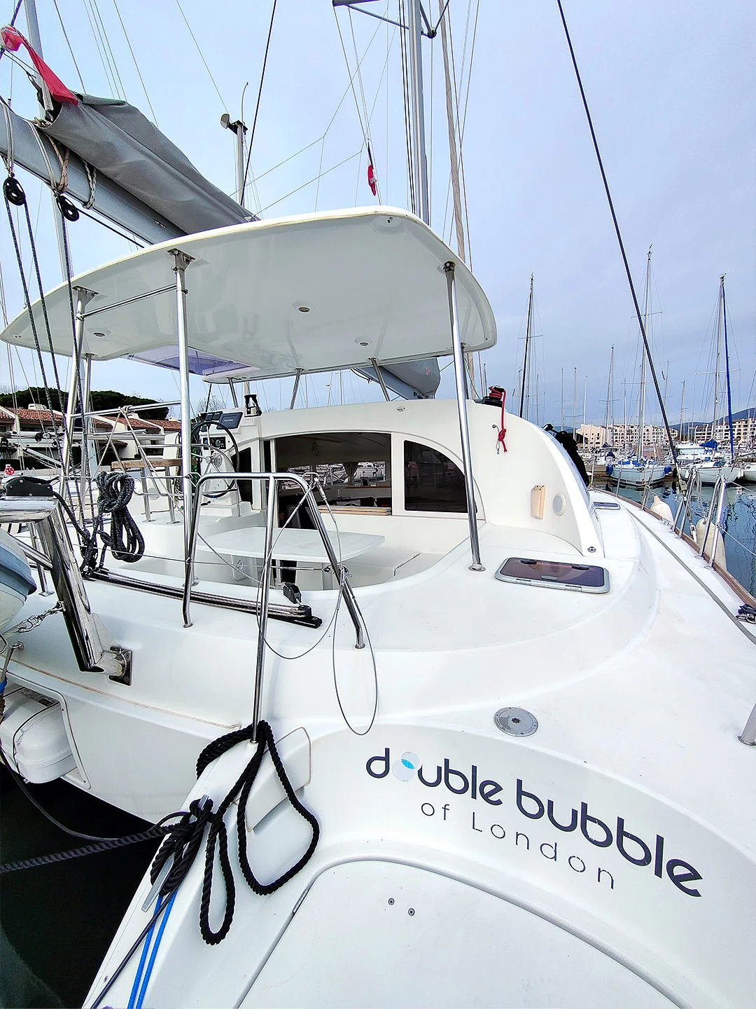 Lagoon 380 (Double Bubble)  - 6