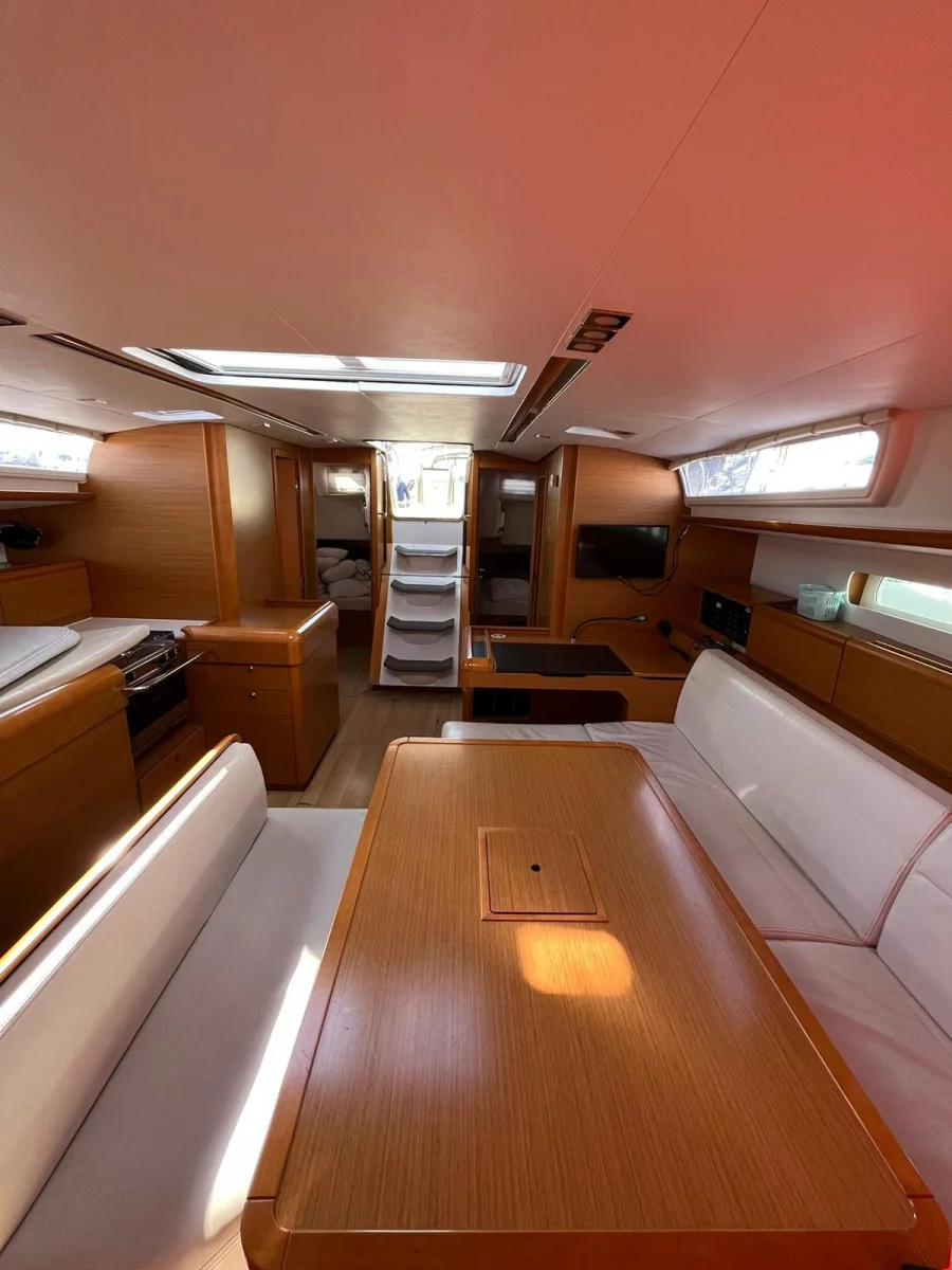 Sun Odyssey 519 (Ondine)  - 2