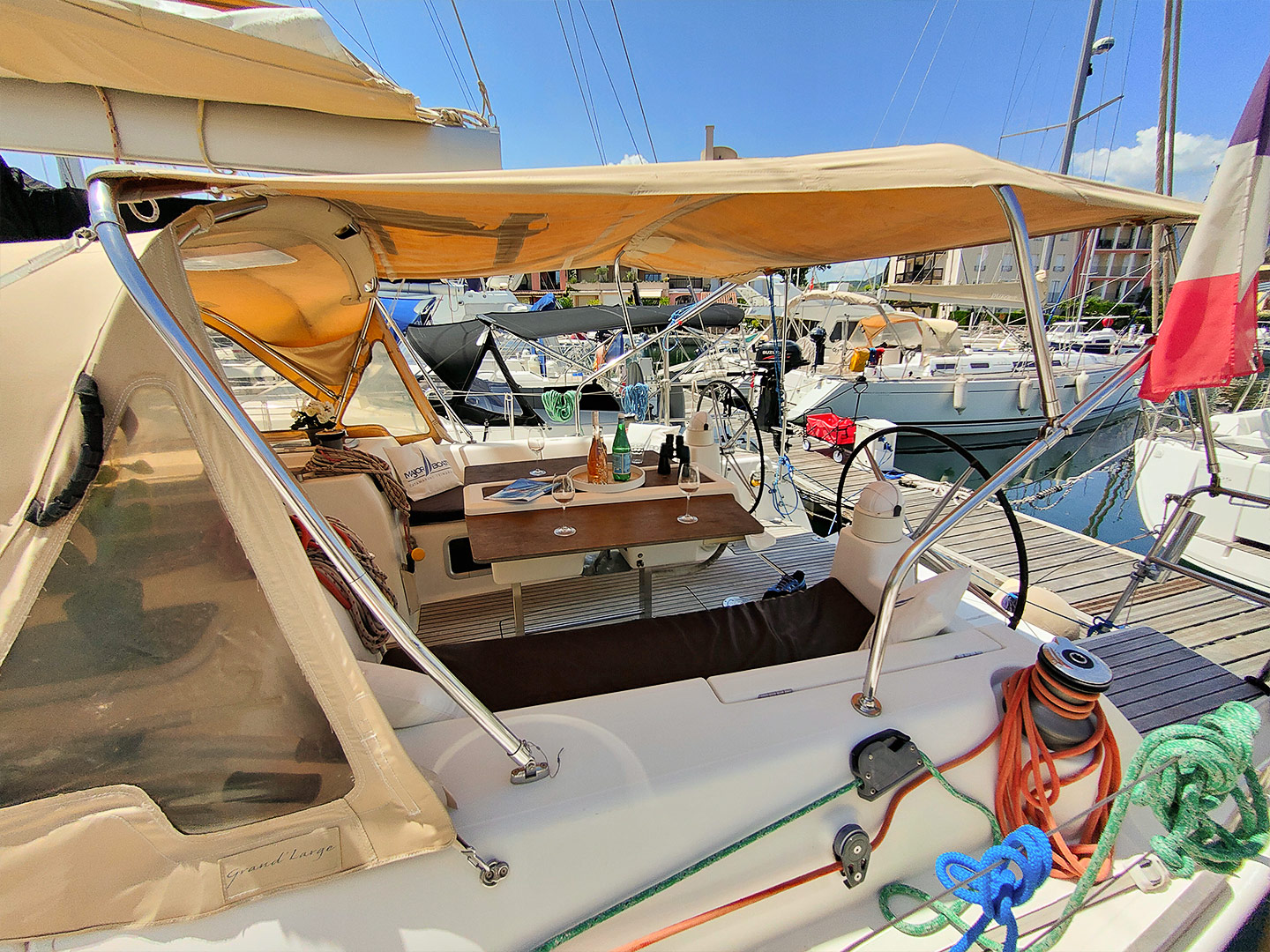 Photo #8 - Dufour 450 (Flavia III) en Port Grimaud Sam - 19432