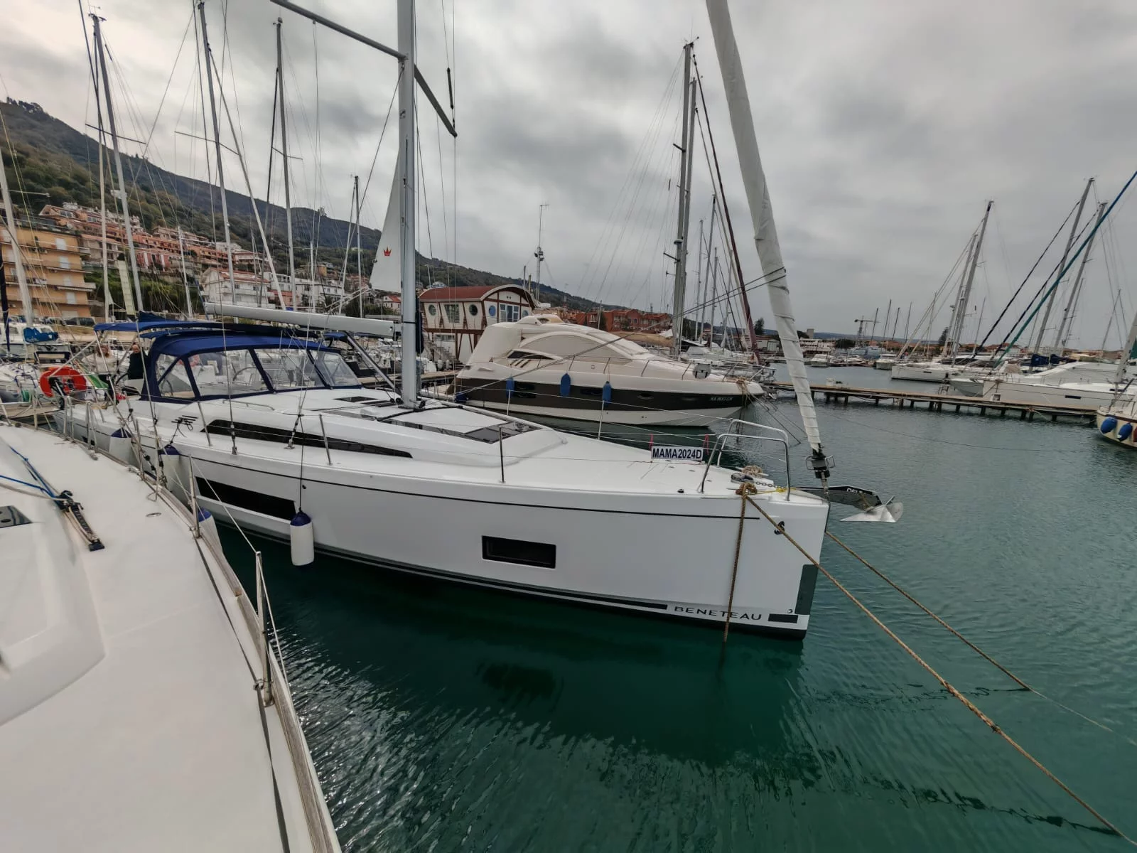 Oceanis 46.1 (Aurora)  - 8