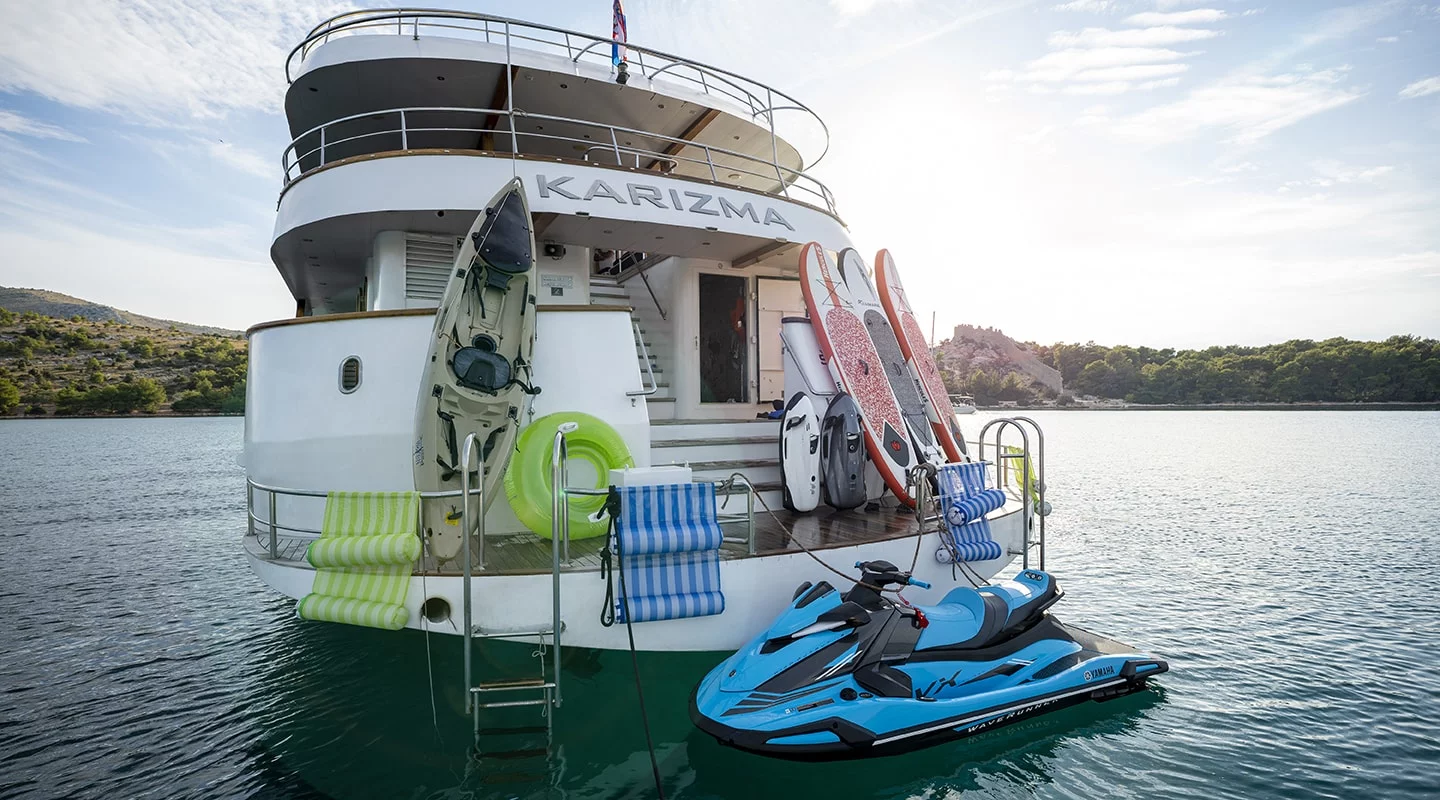 Motoryacht Karizma (Karizma)  - 12