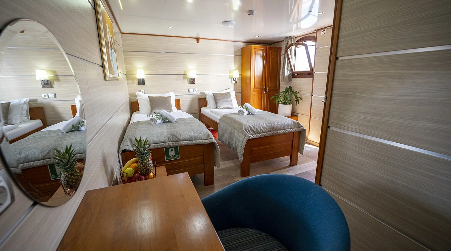 Motoryacht Karizma (Karizma)  - 11