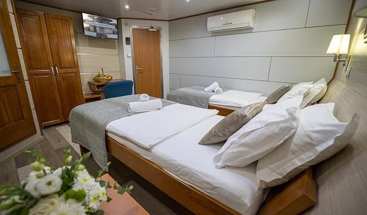 Motoryacht Karizma (Karizma)  - 7