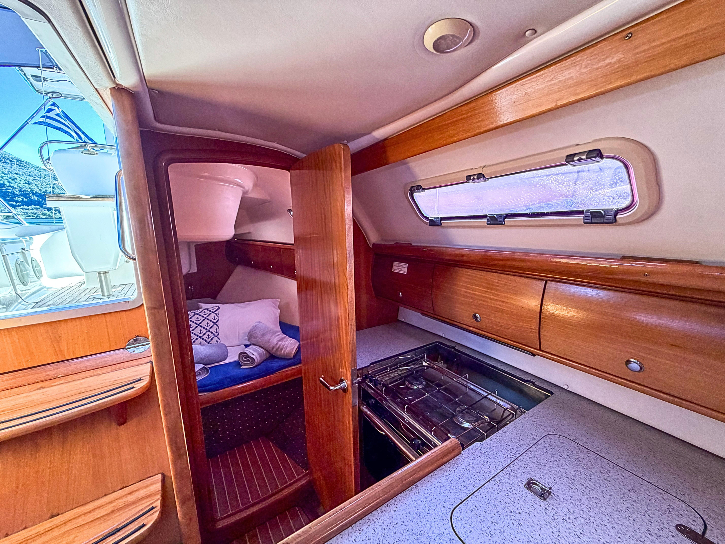 Bavaria Cruiser 32 — photo 3