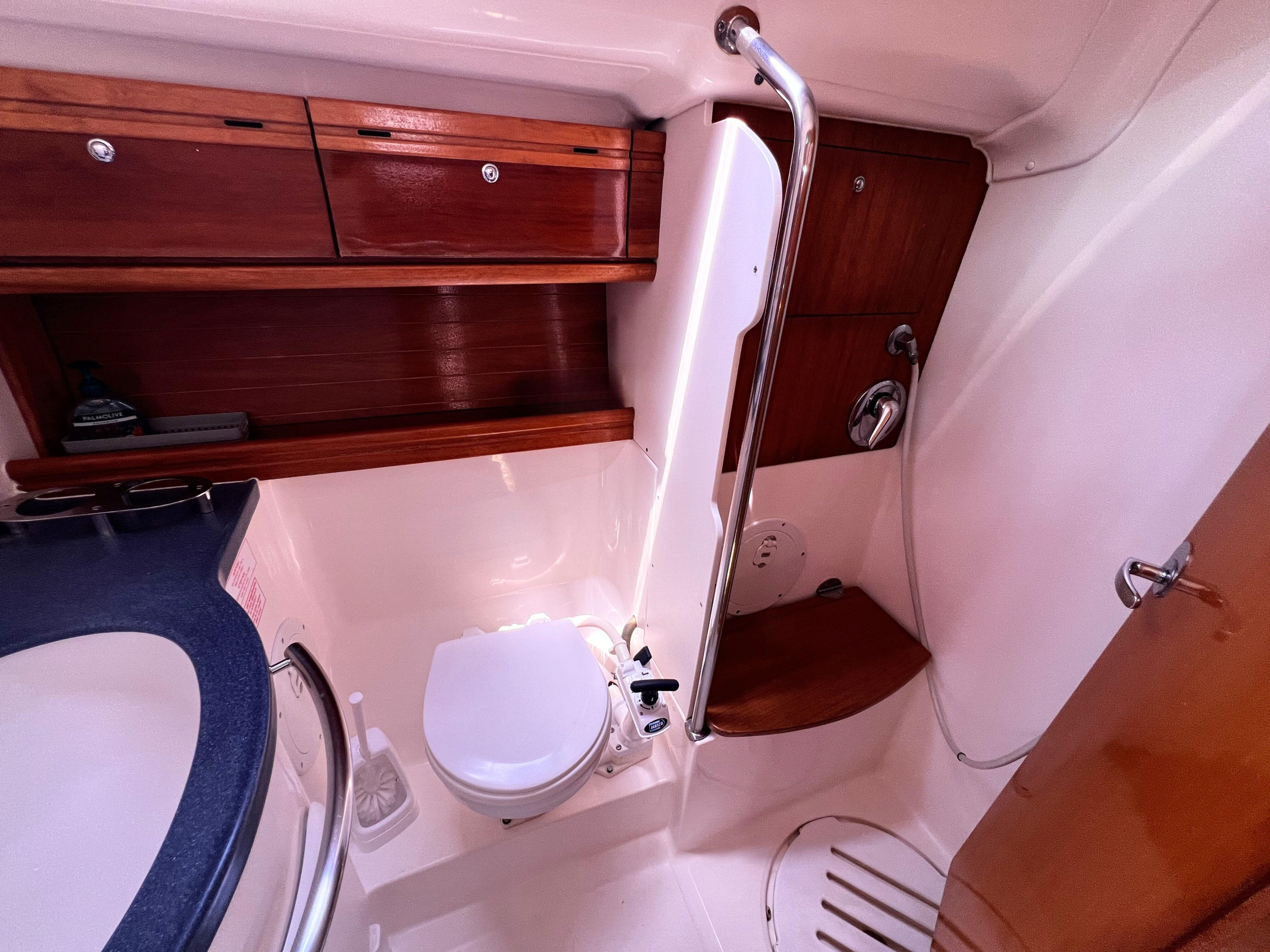 Bavaria Cruiser 39 — photo 5