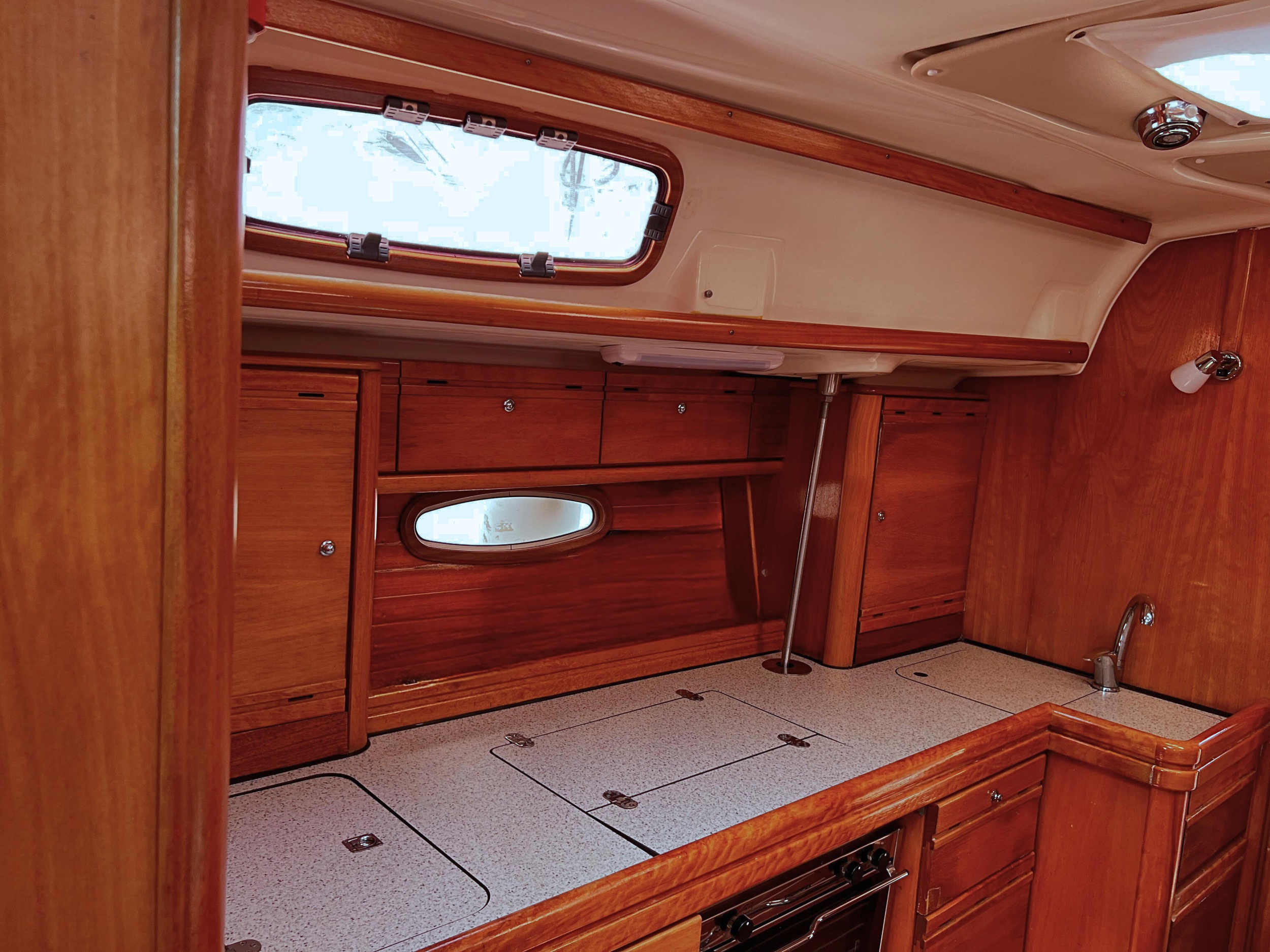 Bavaria Cruiser 39 — photo 10