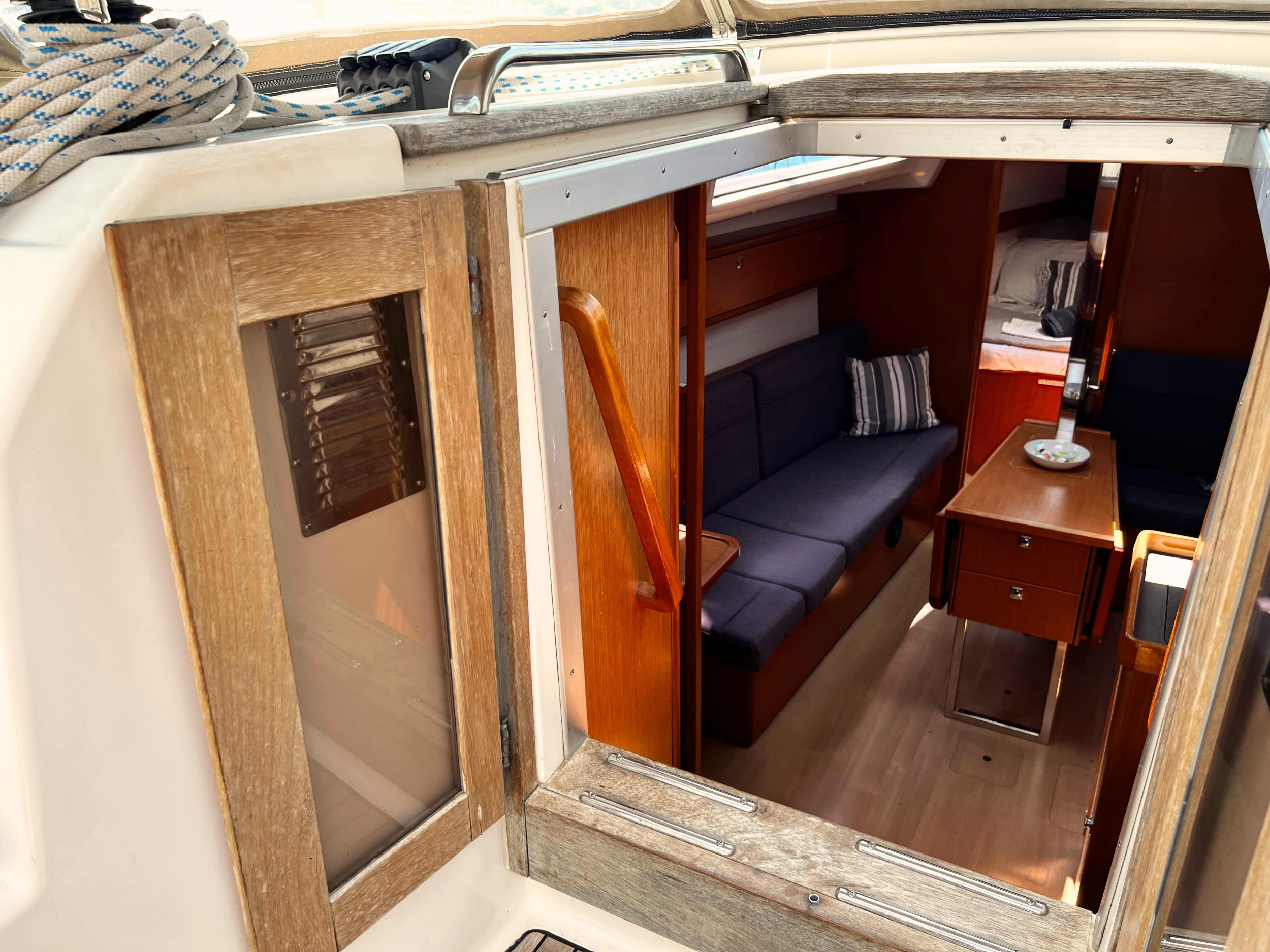 Bavaria Cruiser 33 — photo 7