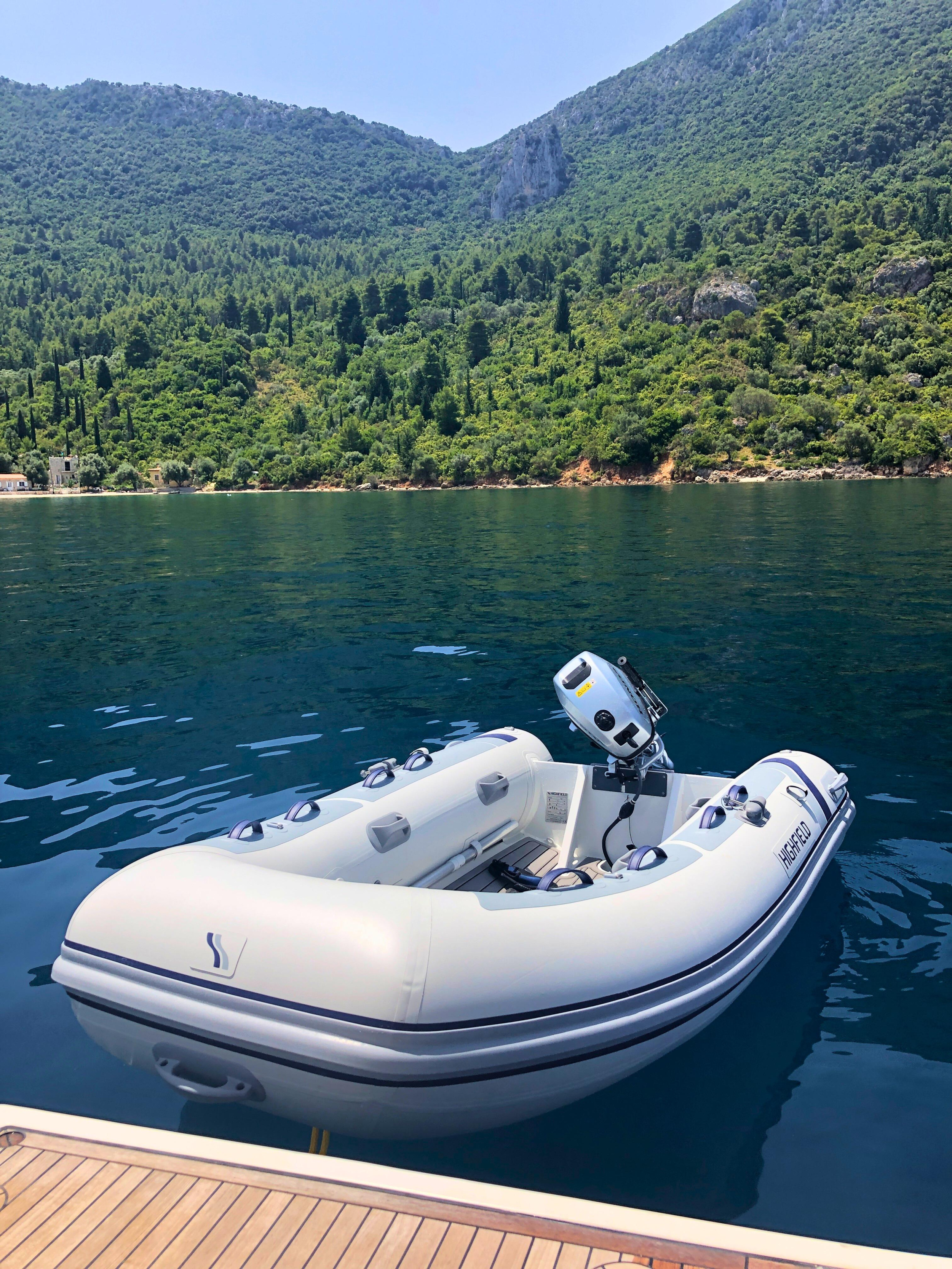 Bavaria C45 Holiday — photo 9