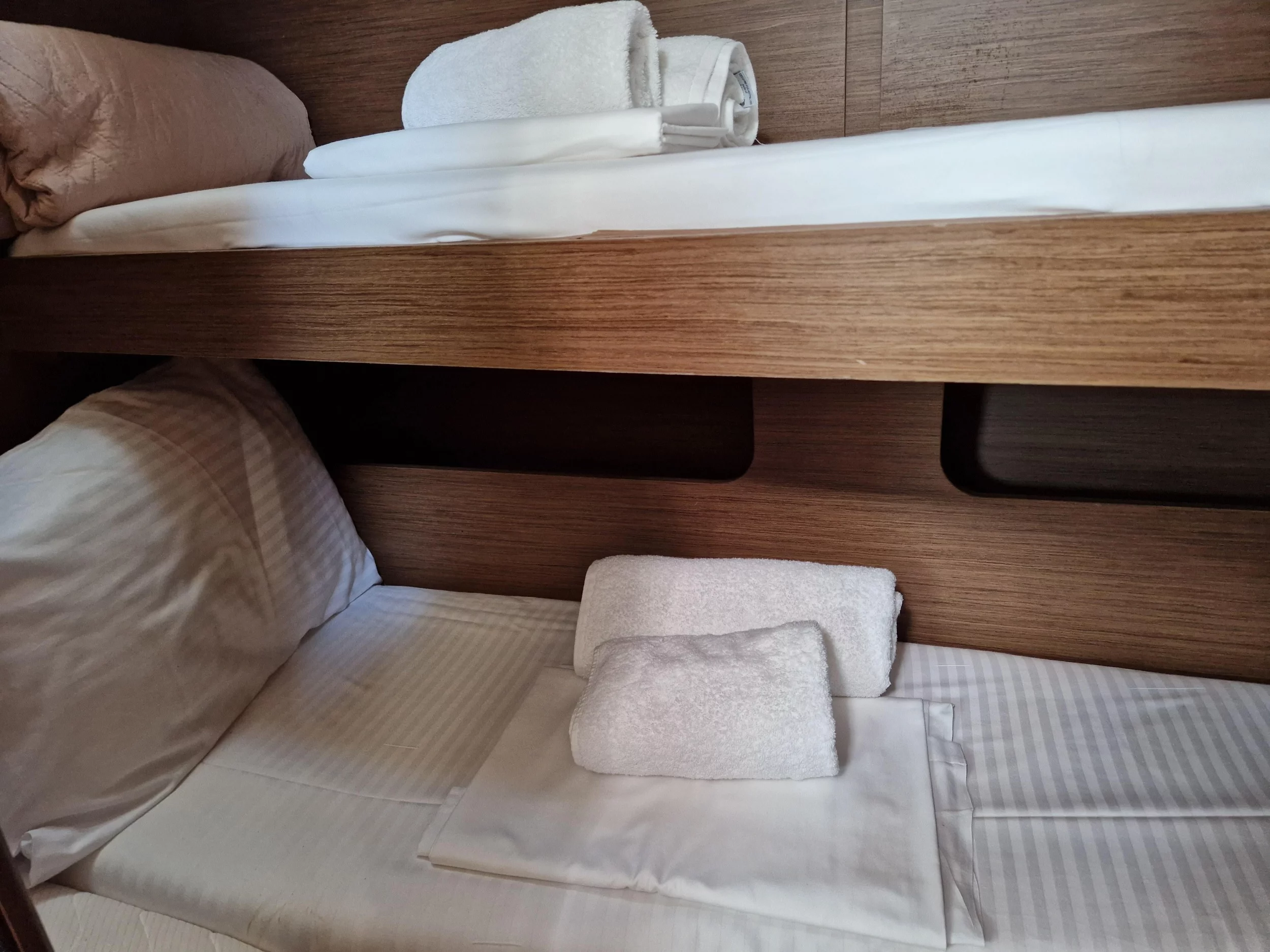 Oceanis 46.1 (Athanasia)  - 5