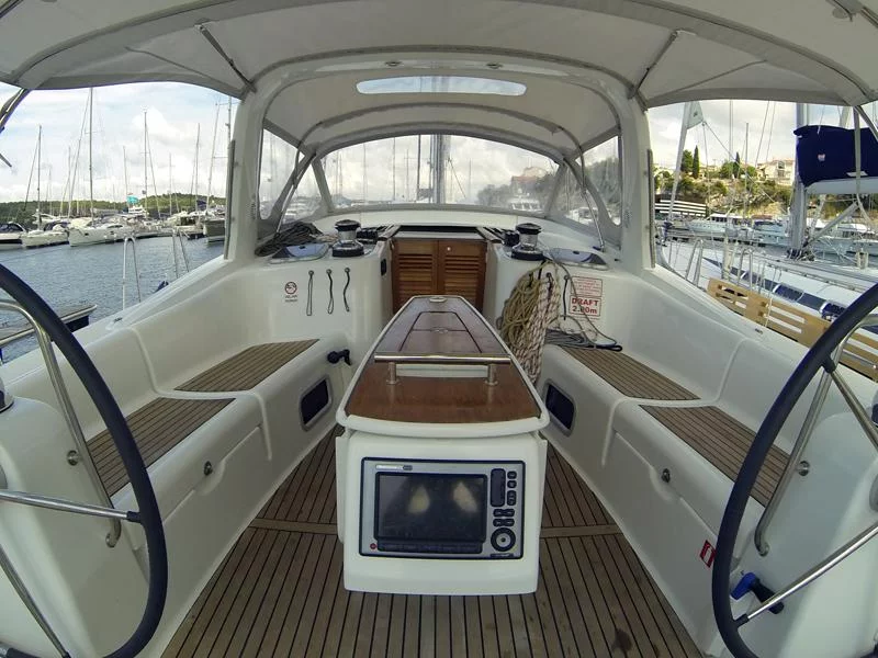 Oceanis 50 (Pika II) Oceanis 50 - 12