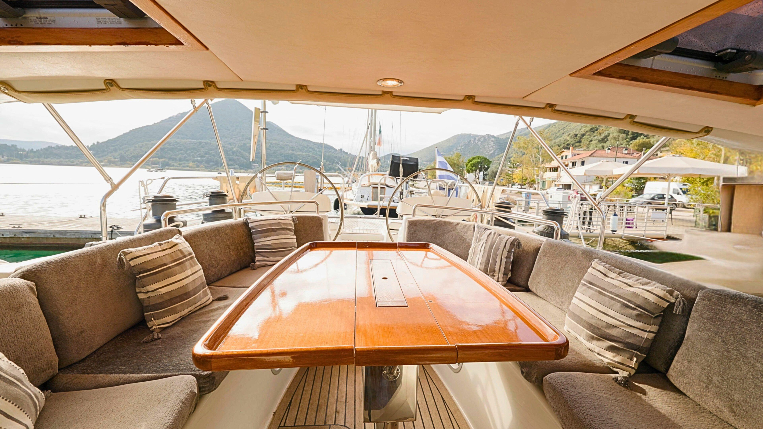 Trintella 65 Classic — photo 24