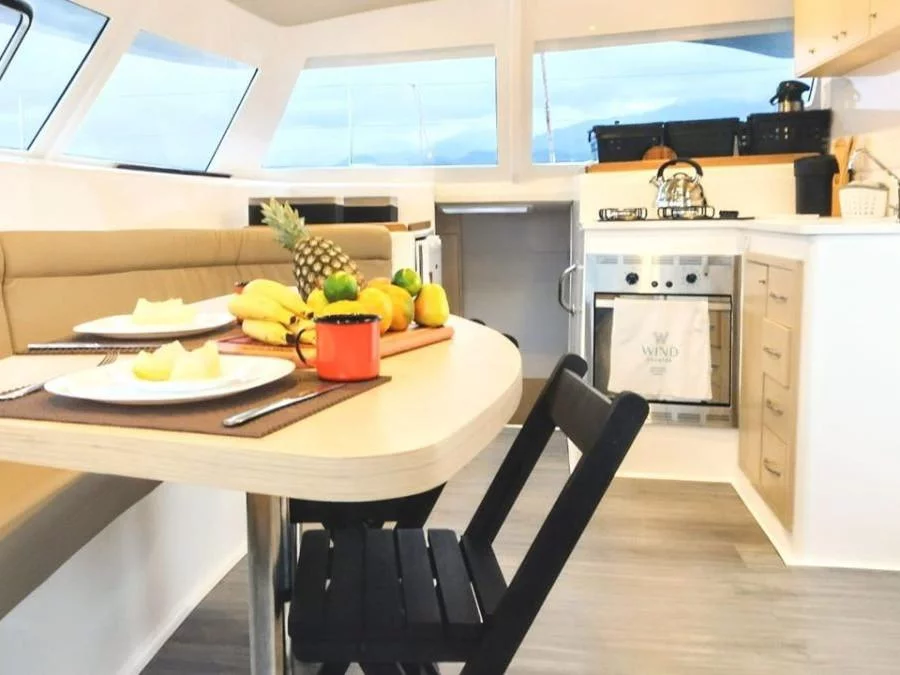 CatFlash 43 (Kanhka) Interior image - 18