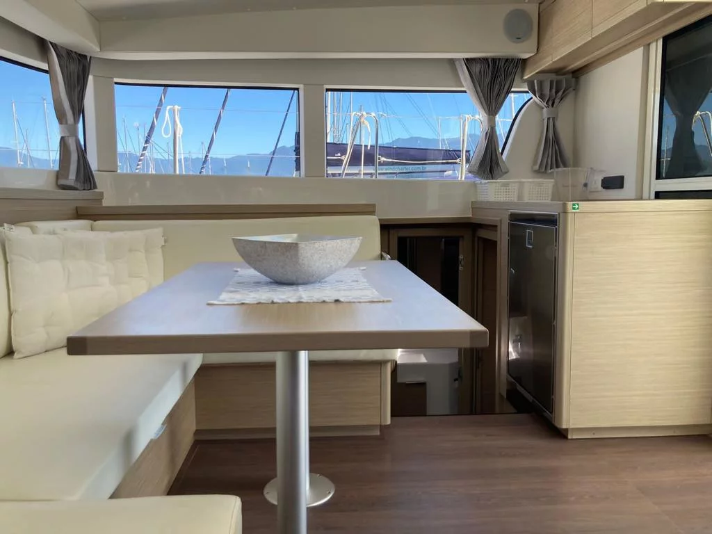 Lagoon 40 (ATMOSFERA W) Interior image - 14