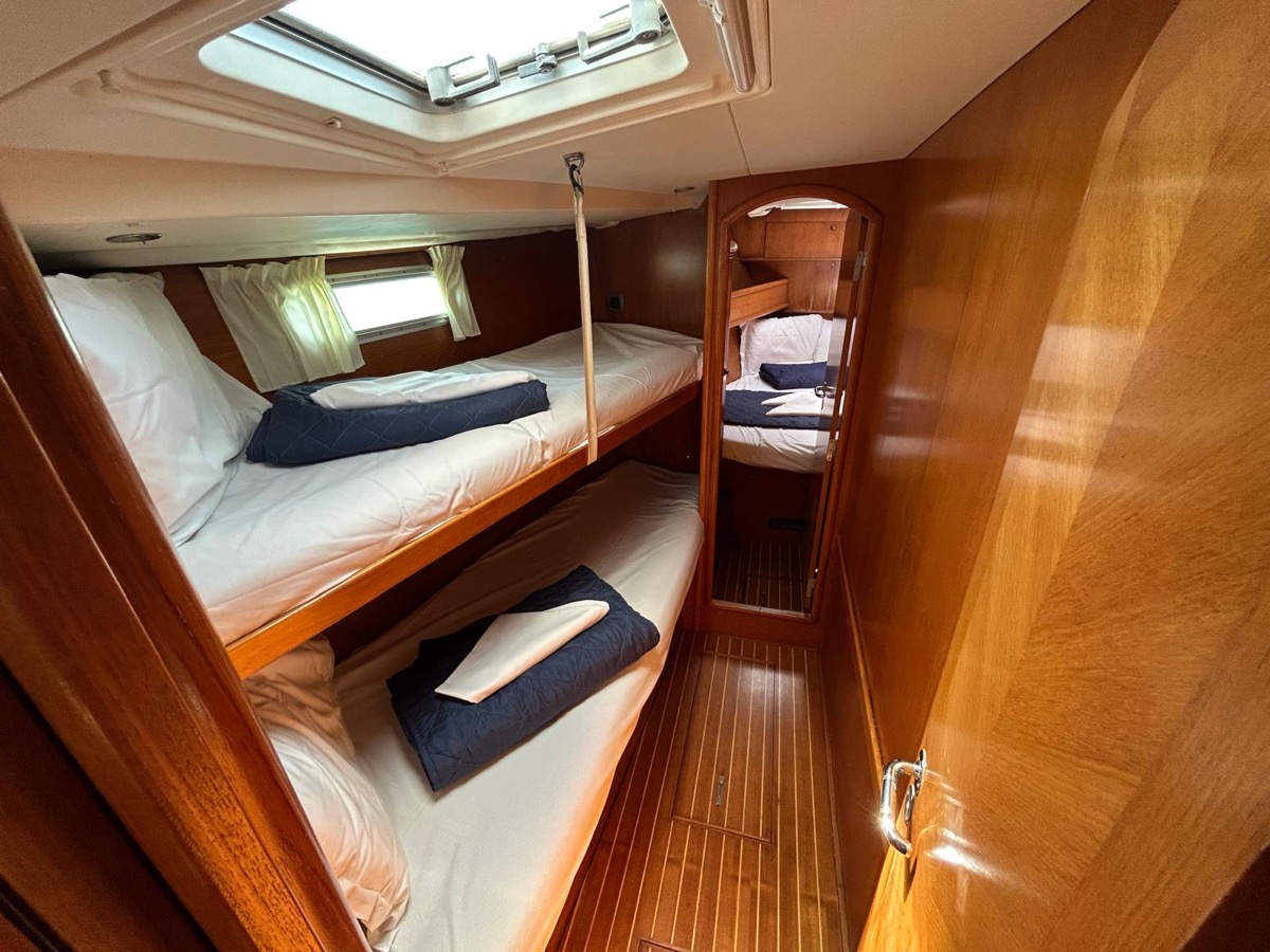 Sun Odyssey 54 DS — photo 40