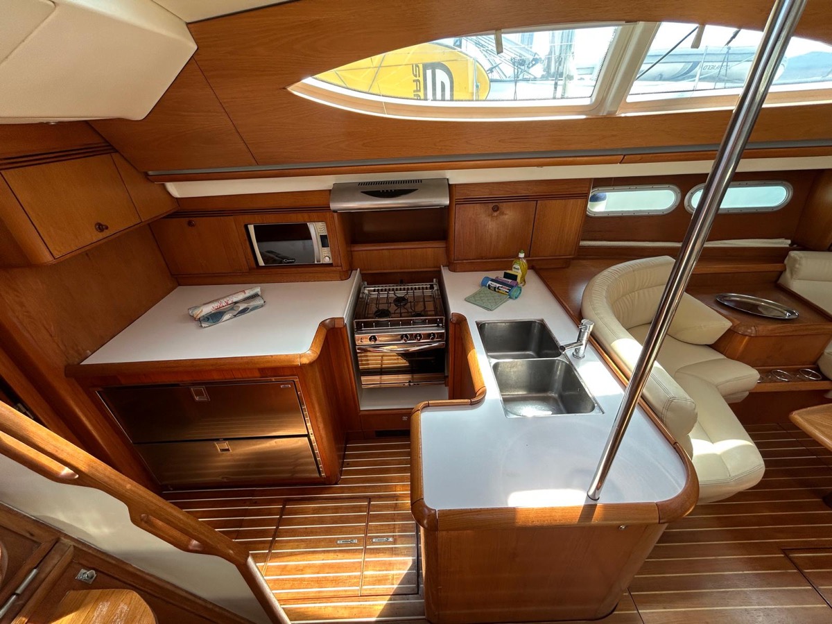 Sun Odyssey 54 DS — photo 20