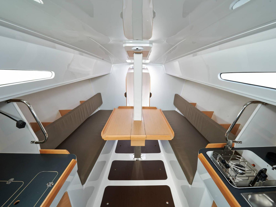 Interior image - 1