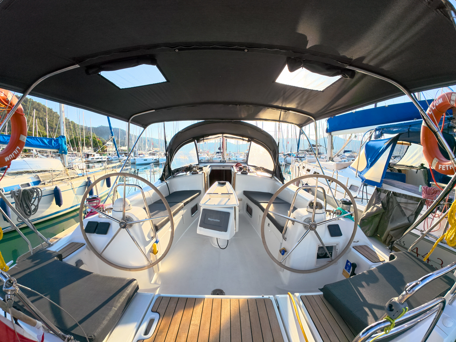Beneteau 43 — photo 3