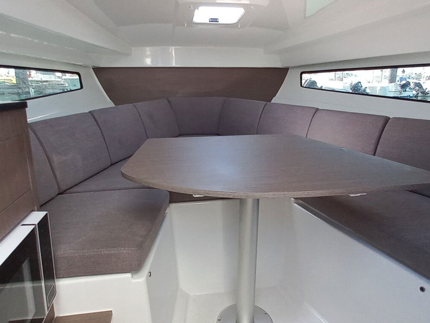 Photo #5 - Beneteau Flyer 8 Sundeck (Beneteau 8) in Krk - 19737