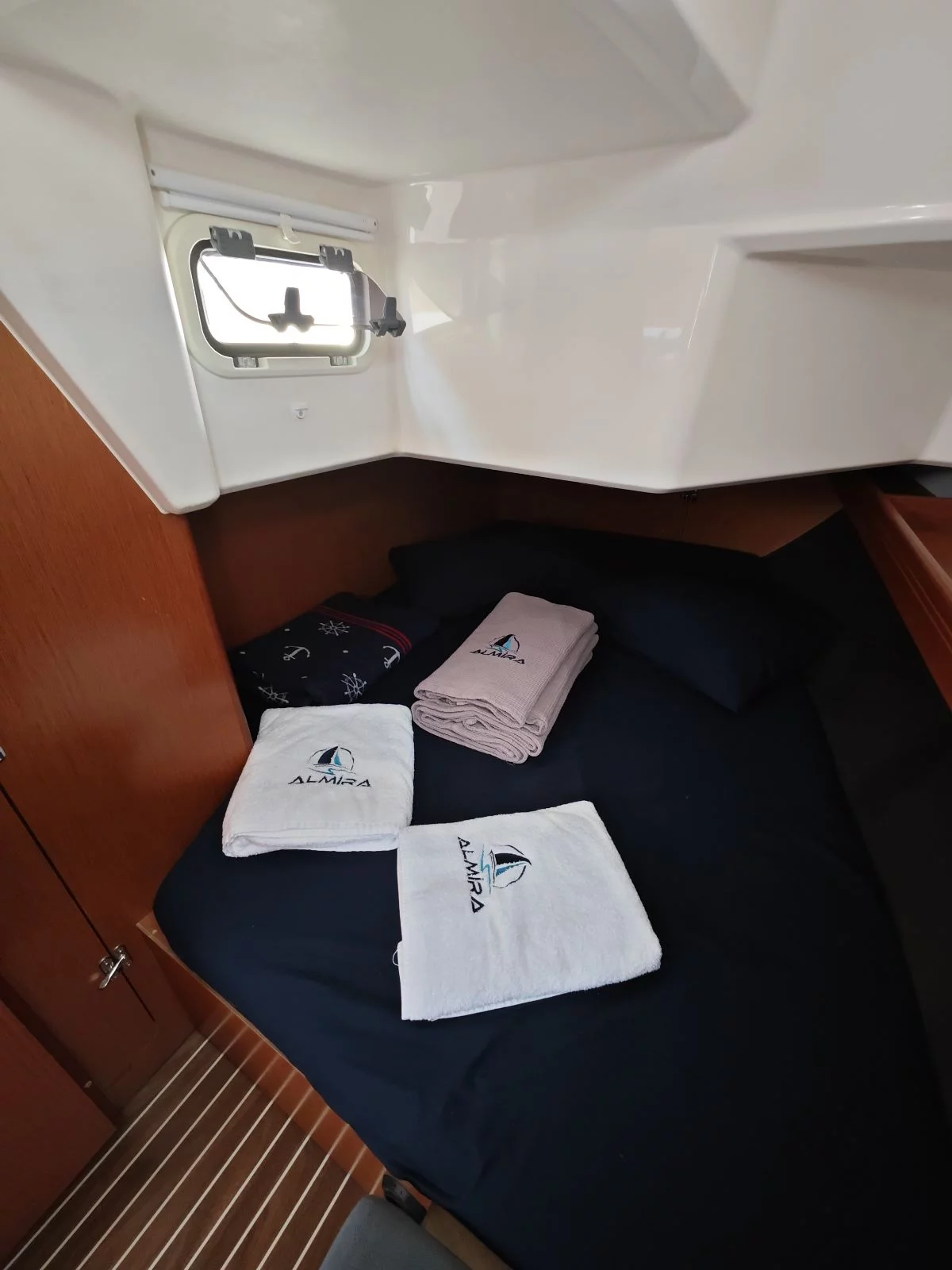 Bavaria Cruiser 37 (Almira)  - 23