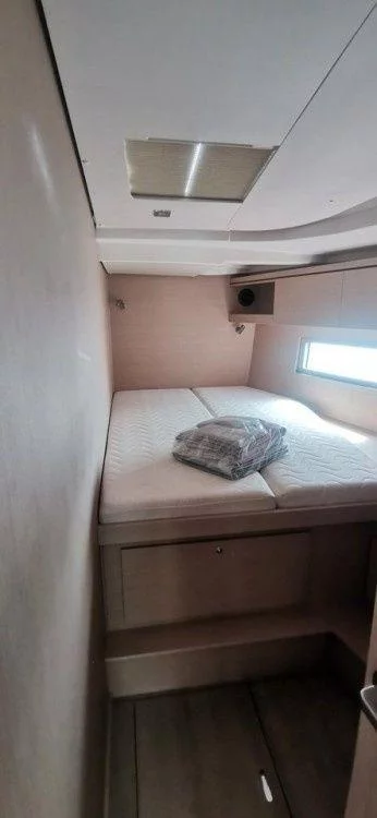 Oceanis 51.1 (LIVING IN SEA)  - 1