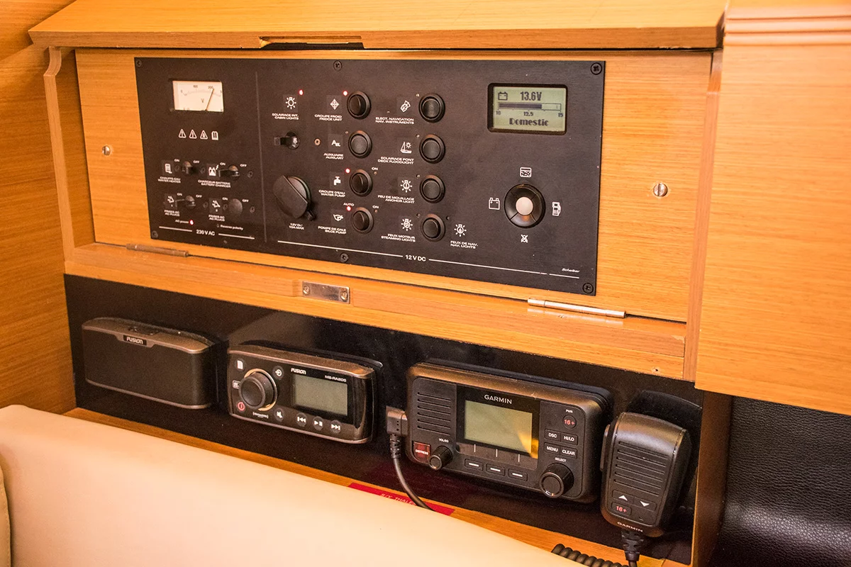 Sun Odyssey 439 (Thales)  - 12