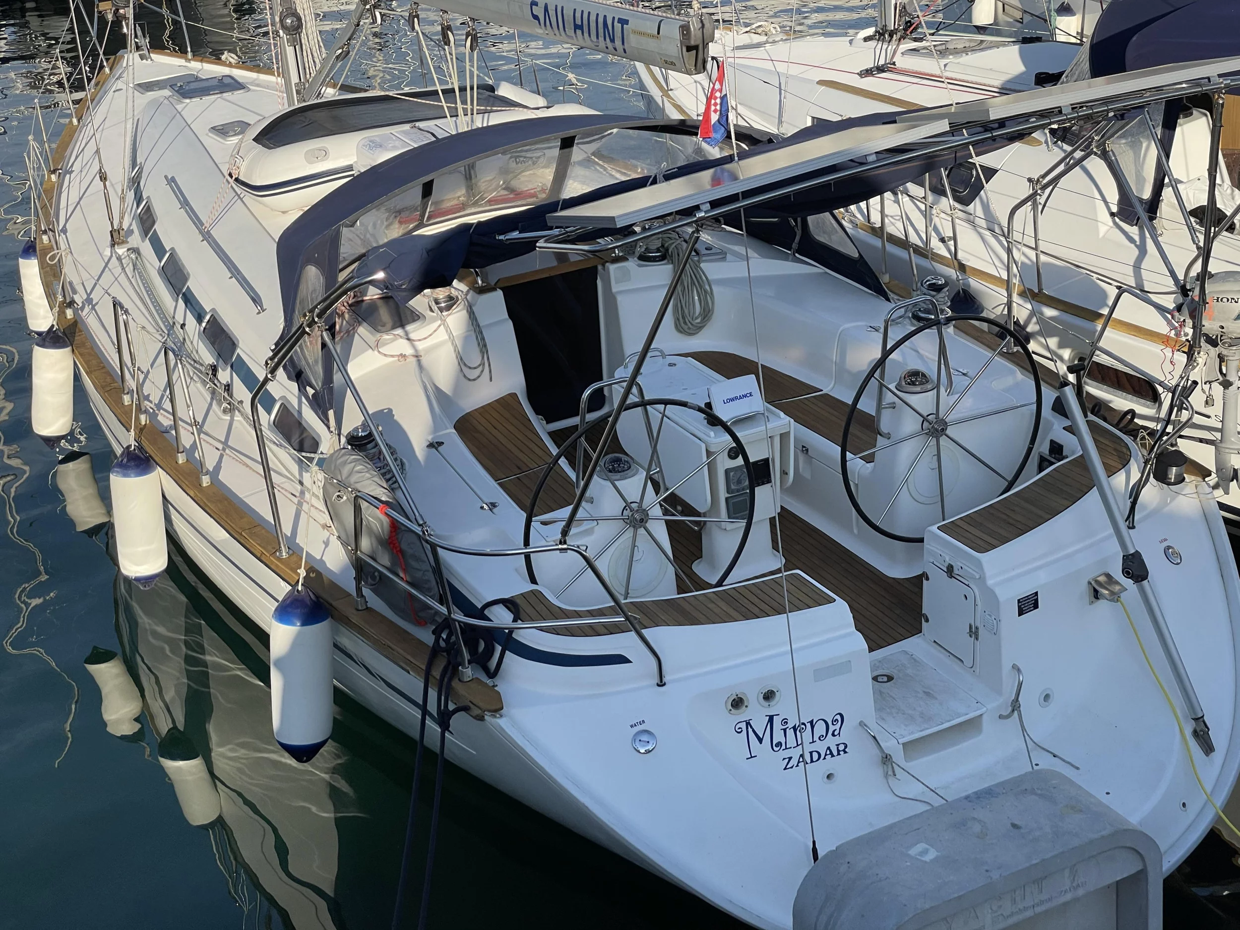 Bavaria 44 (MIRNA) Main image - 0