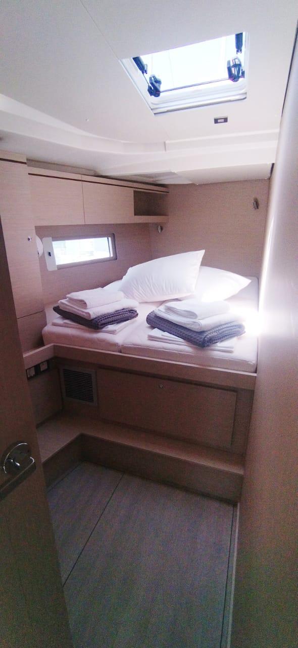 Oceanis 51.1 — photo 12
