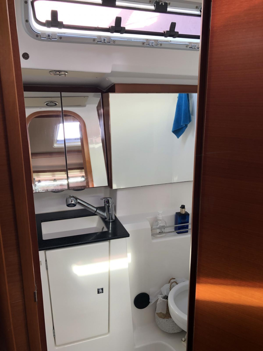 Dufour 40 E Performance — photo 4