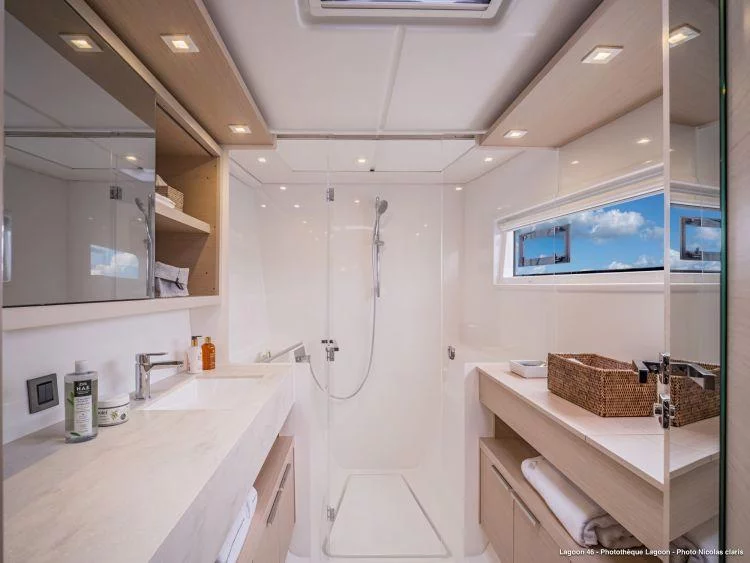 Lagoon 46 (Sella III) Interior image - 128