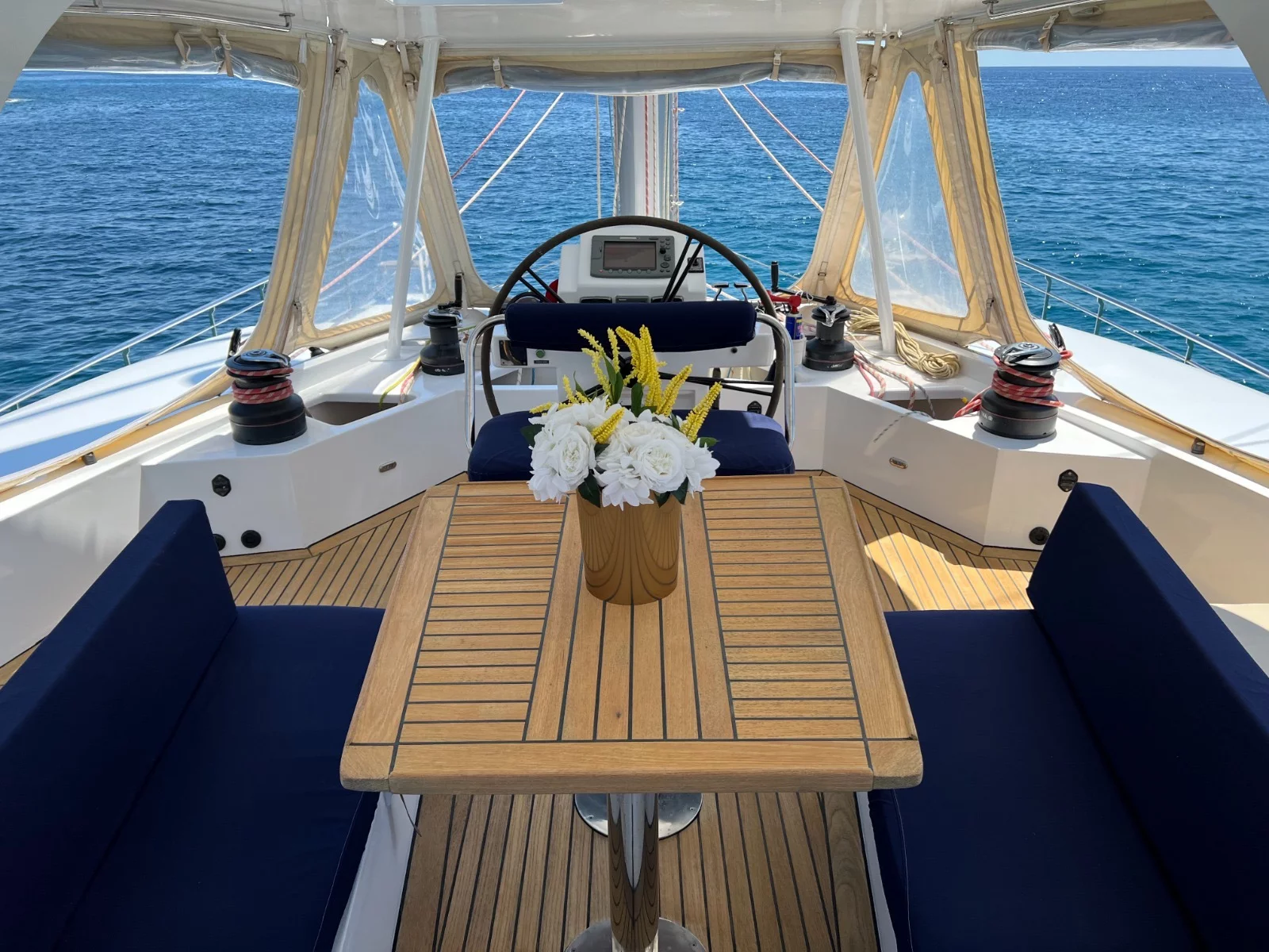Sunreef 620 (Tekila)  - 32