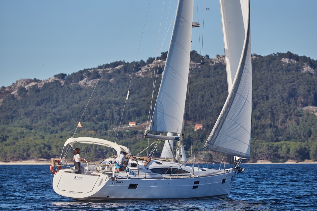 Photo #28 - Elan 45 Impression (Sailway Ocho) in Vigo - 8972