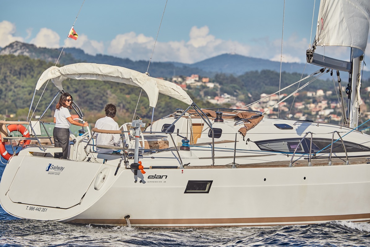 Photo #13 - Elan 45 Impression (Sailway Ocho) in Vigo - 8972