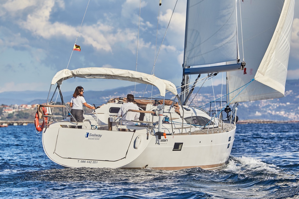 Photo #27 - Elan 45 Impression (Sailway Ocho) in Vigo - 8972