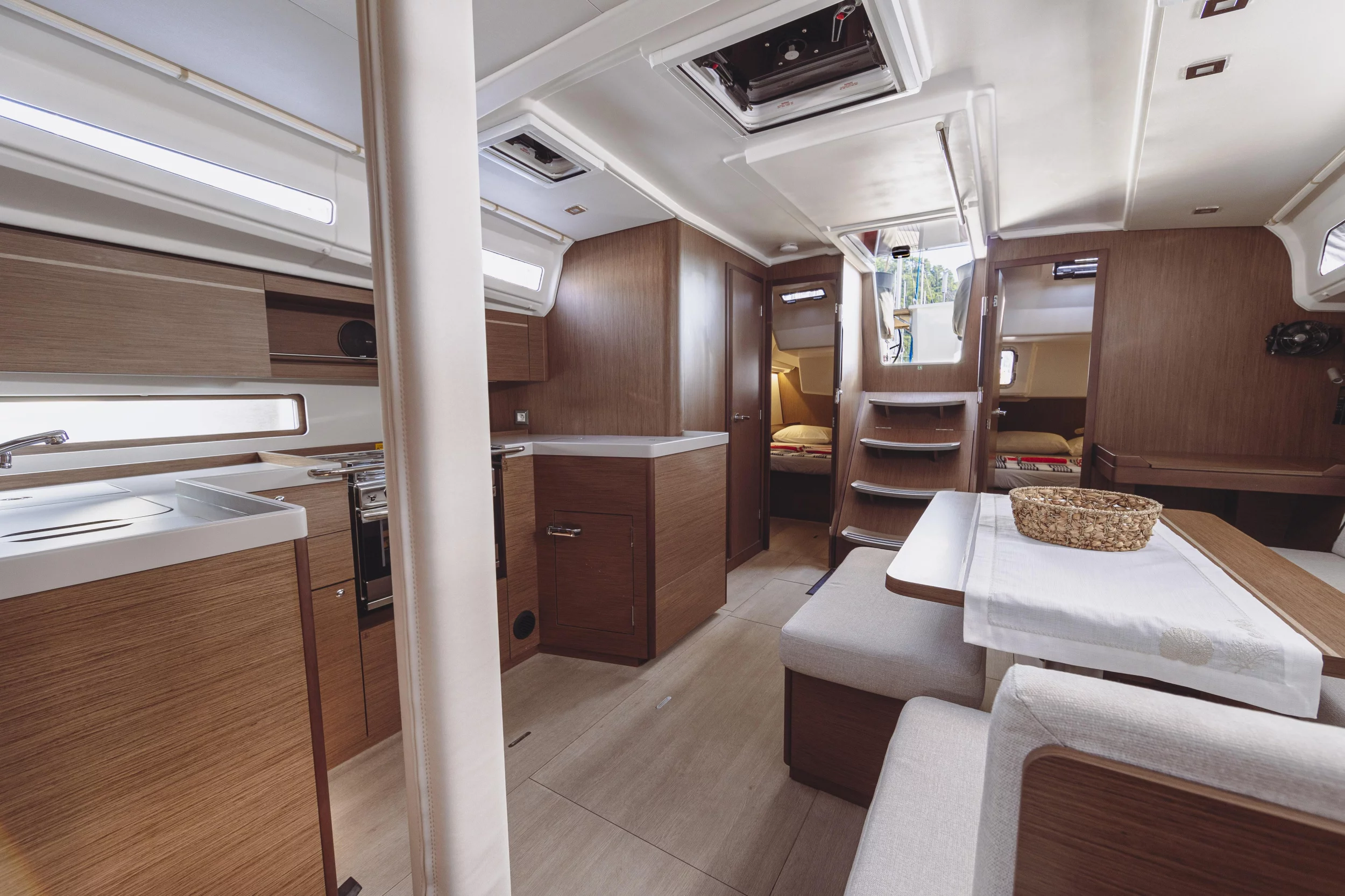 Oceanis 40.1 (Miro 2022 ( Beneteau Oceanis 40.1 ft))  - 13