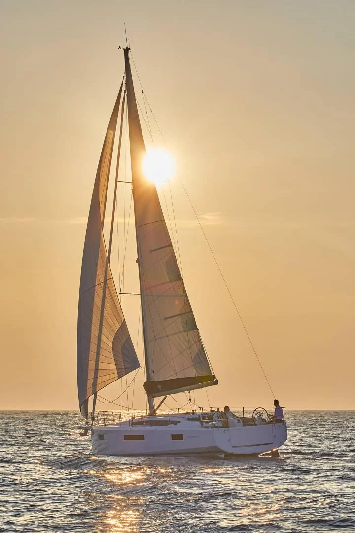 Sun Odyssey 410 (KINGFISHER)  - 3