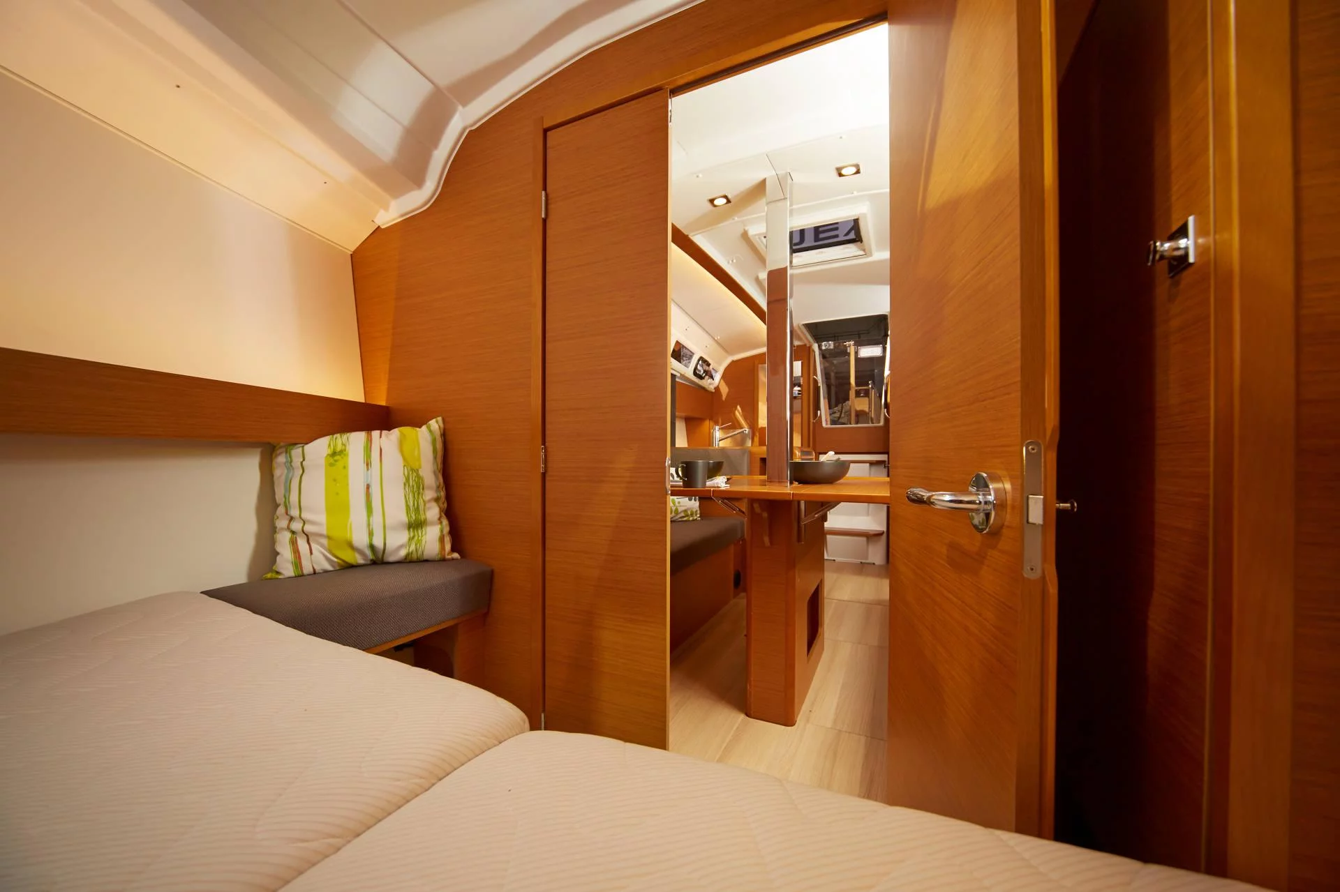 Sun Odyssey 349 (NOVARA)  - 1