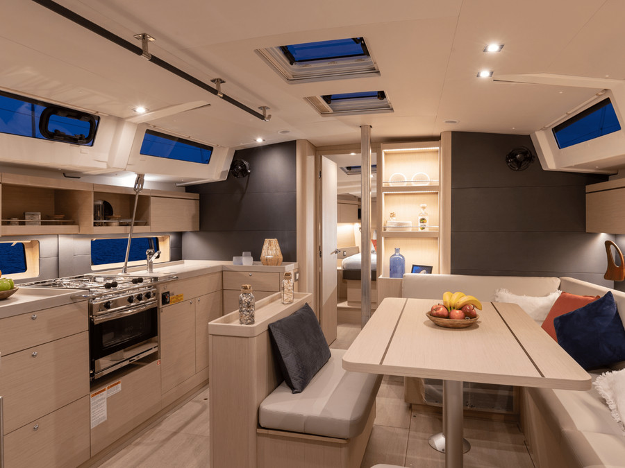 Photo #8 - Oceanis 46.1 () in Yachthafen - 19395