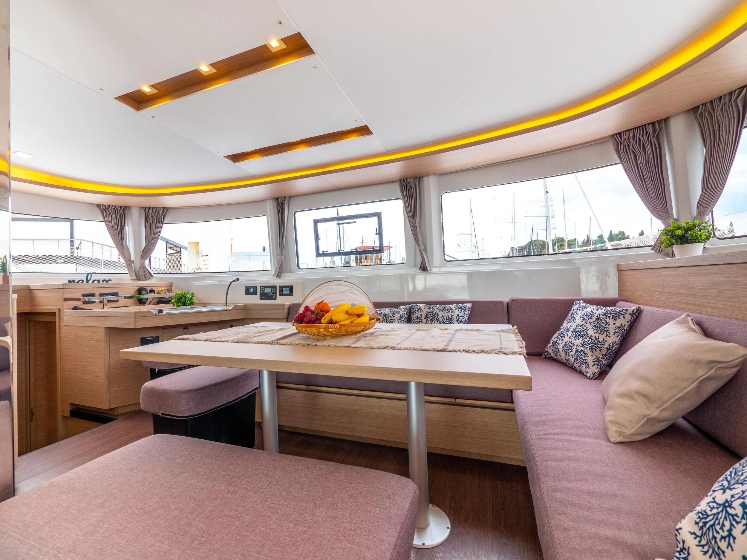 Lagoon 46 (FELICITÀ) Interior image - 51