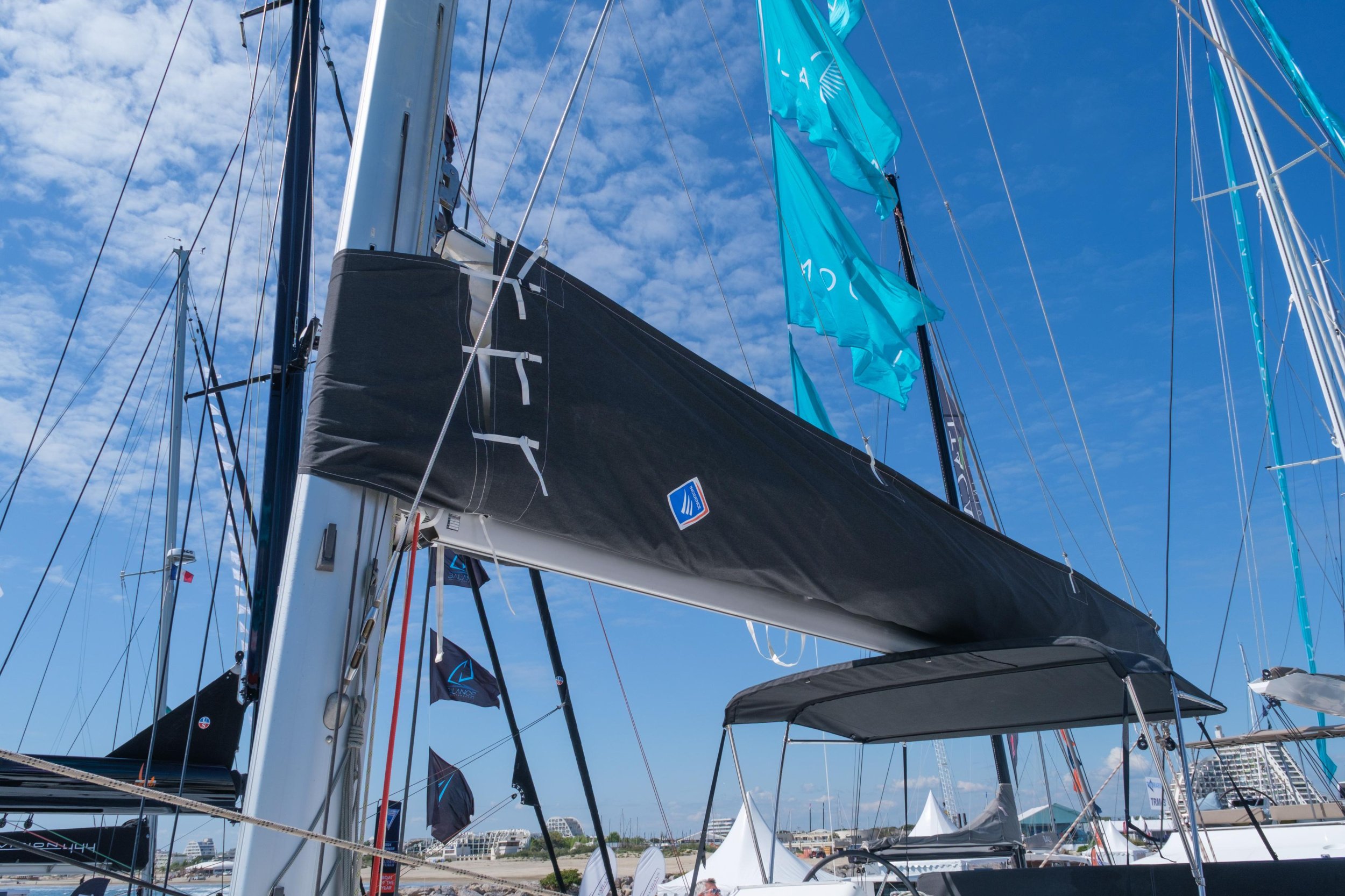 Lagoon 450F — photo 19