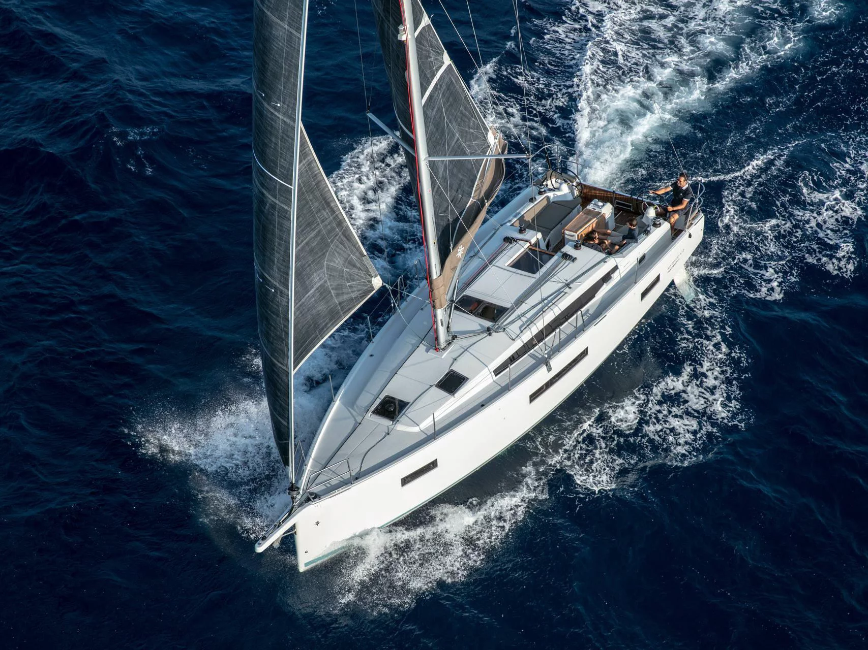 Sun Odyssey 410 (EVELYNE) Main image - 0