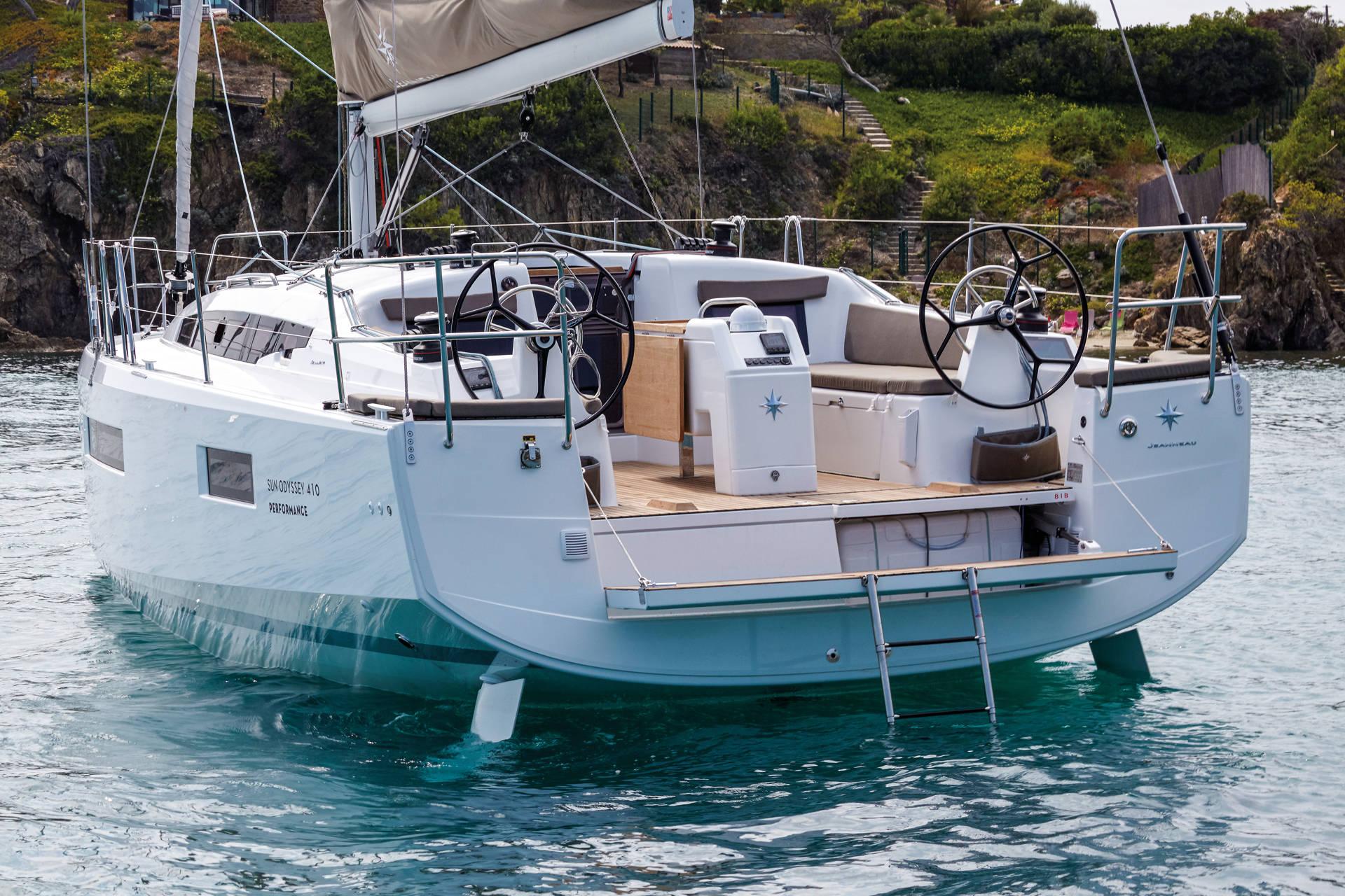 Photo #5 - Sun Odyssey 410 (EVELYNE) in Pirovac - 20037